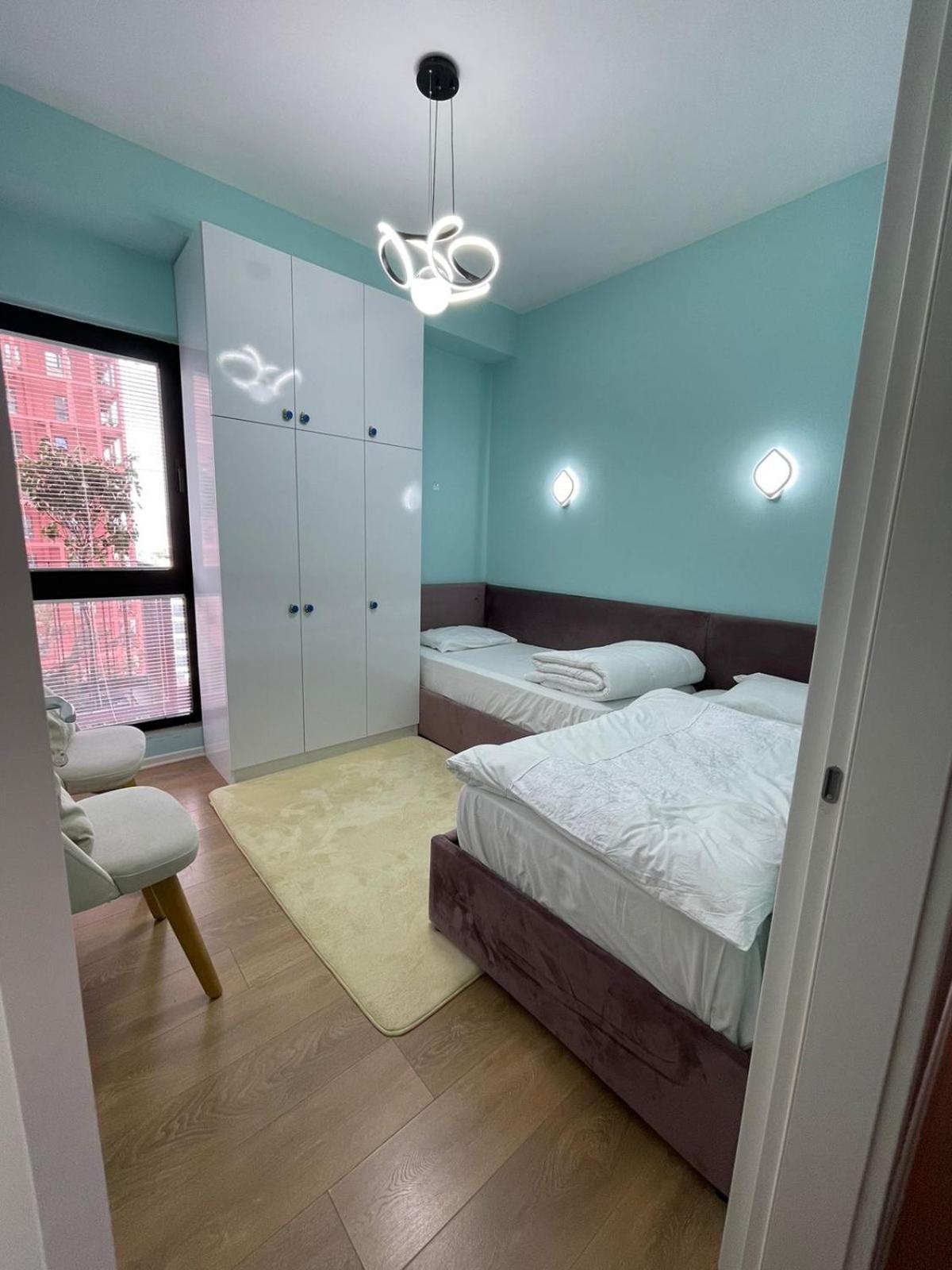 Garden Building Luxury Apartment ติรานา ภายนอก รูปภาพ