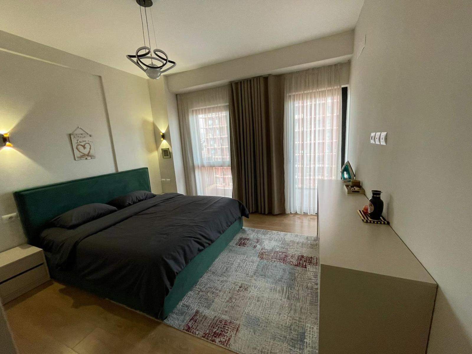 Garden Building Luxury Apartment ติรานา ภายนอก รูปภาพ